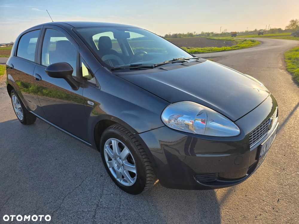 Fiat Grande Punto - 37