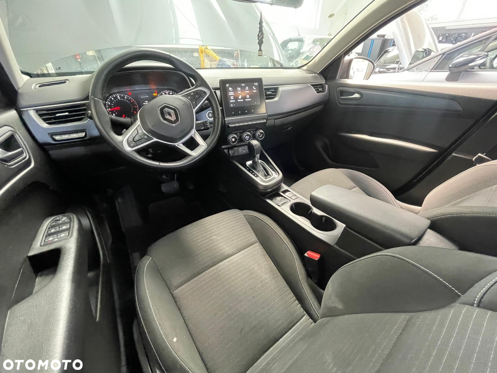 Renault Arkana 1.3 TCe mHEV Equilibre EDC - 23