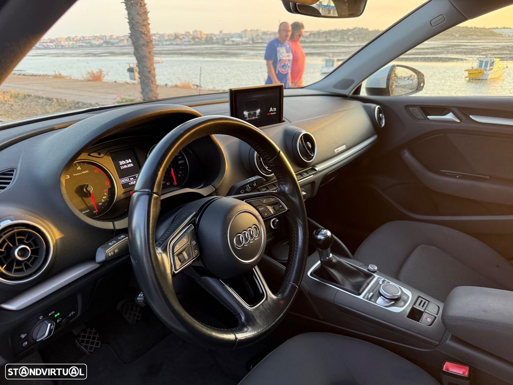 Audi A3 Sportback 1.6 TDI - 7