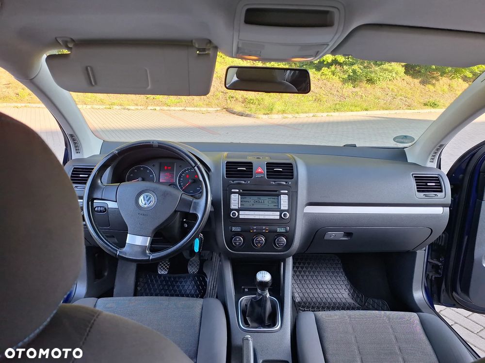 Volkswagen Golf 1.6 Tour Edition - 38