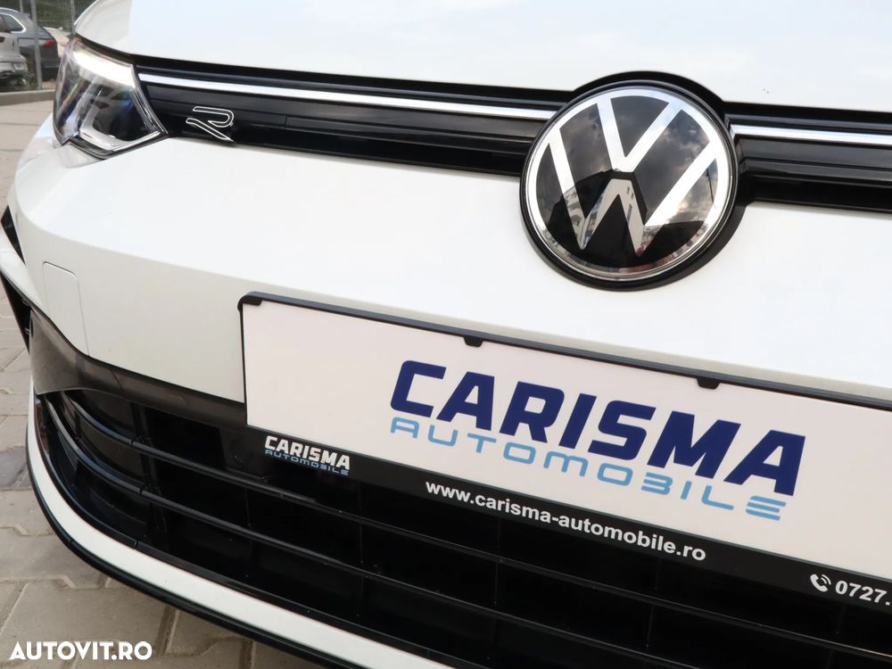 Volkswagen Golf 1.5 eTSI ACT DSG MHEV R-Line - 9