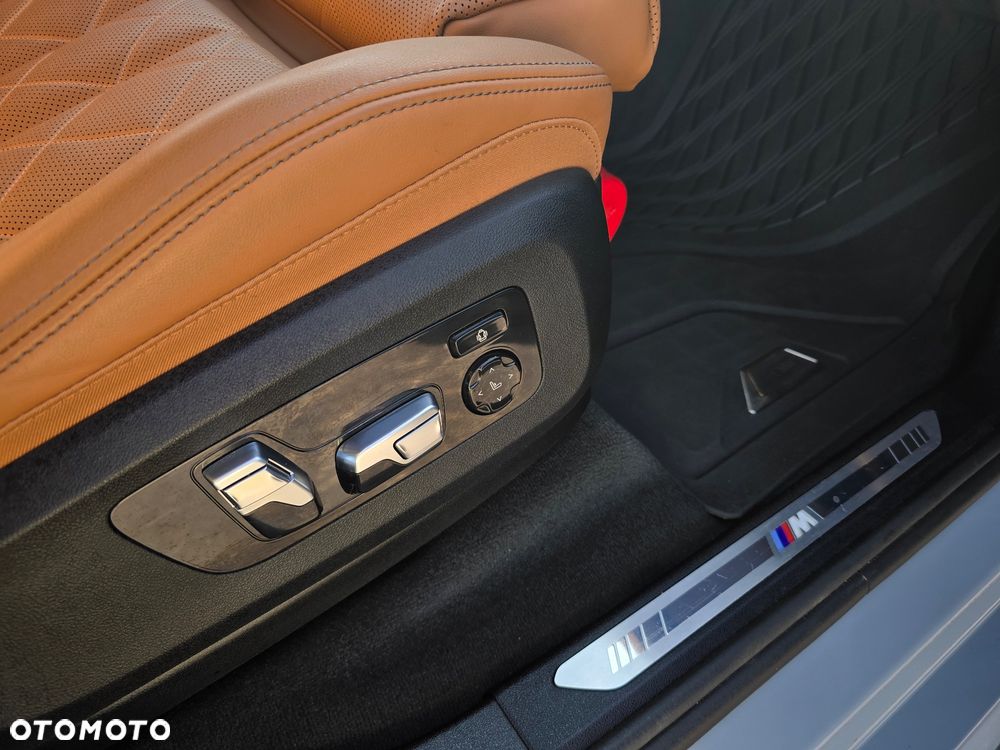 BMW X5 xDrive40d mHEV - 13