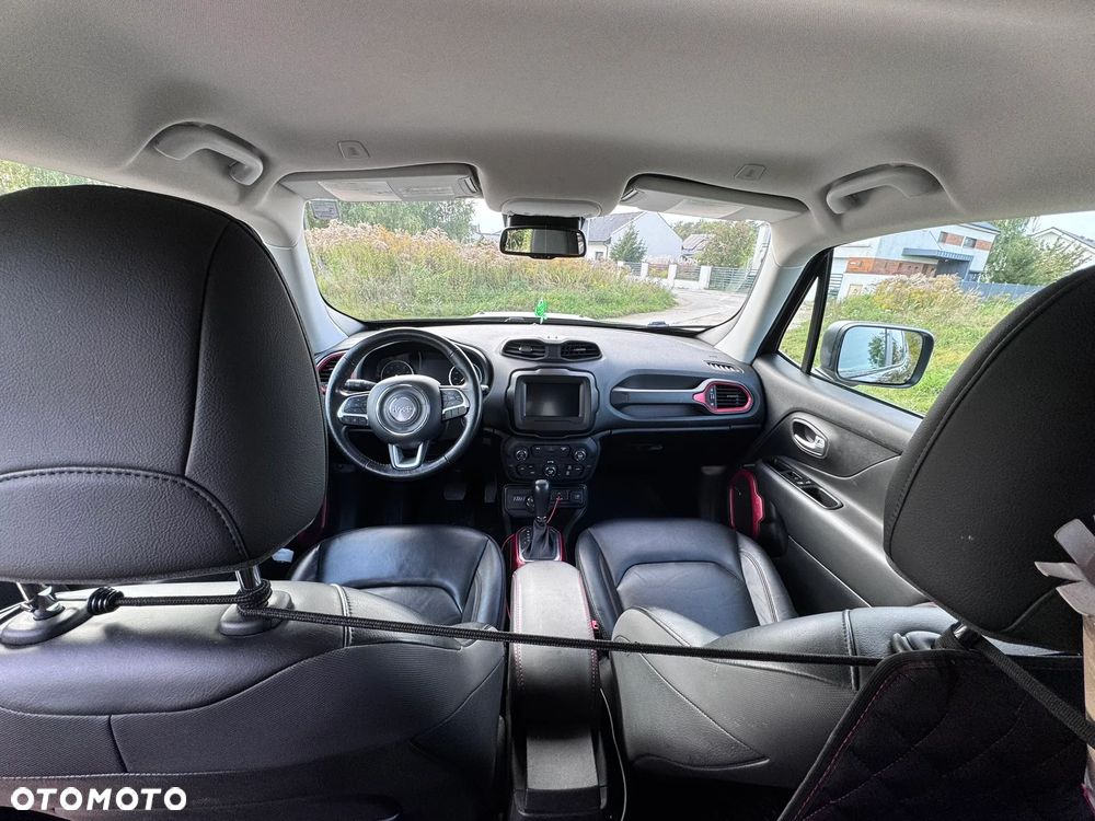 Jeep Renegade - 17