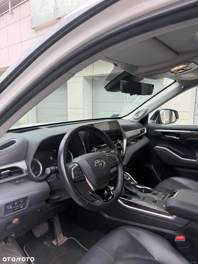 Toyota Highlander 2.5 Hybrid Executive - 7