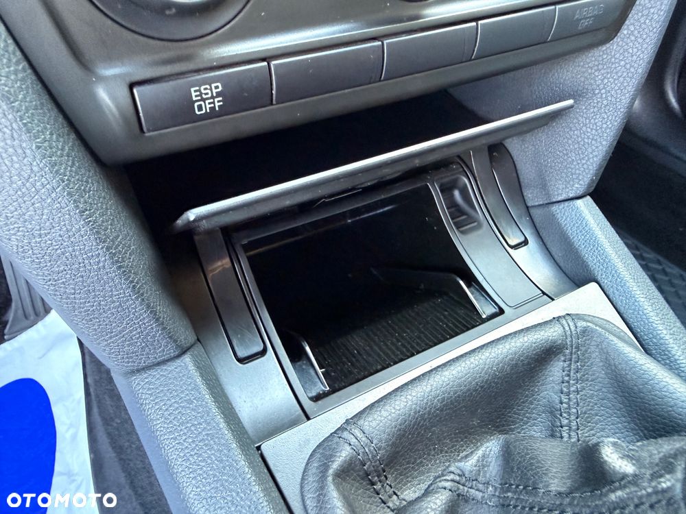 Skoda Octavia 1.6 Ambiente - 22