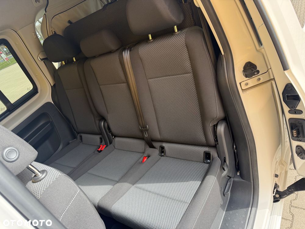 Volkswagen Caddy Maxi 2.0 TDI Comfortline 4Motion - 14