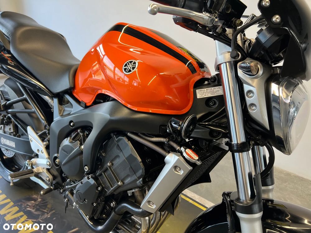 Yamaha FZ6 - 24