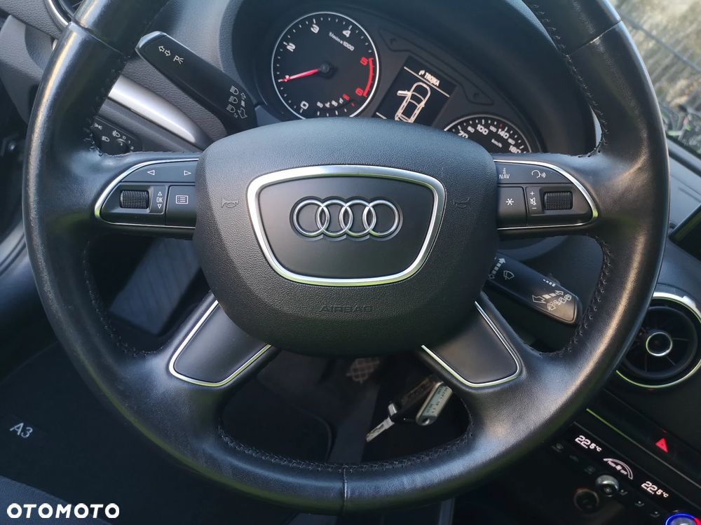 Audi A3 Sportback 1.6 TDI Ambition - 16