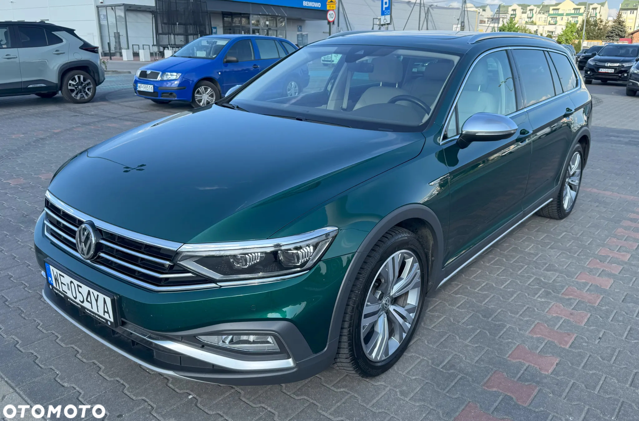 Volkswagen Passat - 2