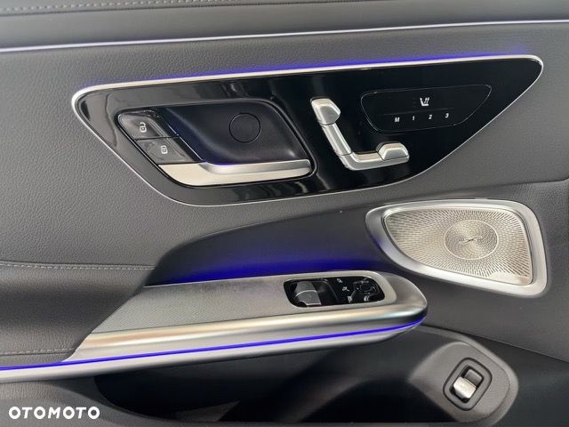 Mercedes-Benz CLE 300 4Matic 9G-TRONIC Edition AMG Line - 14
