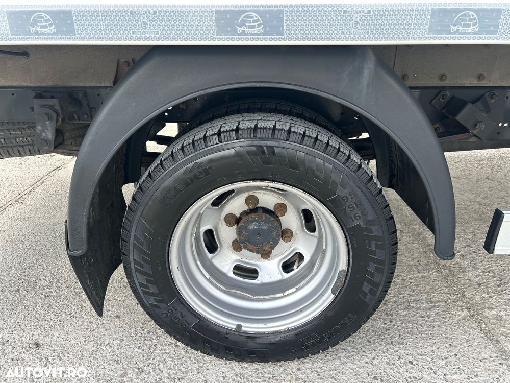 Iveco Daily 3.0 D FRIGORIFIC 8 EUROPALETI - 32