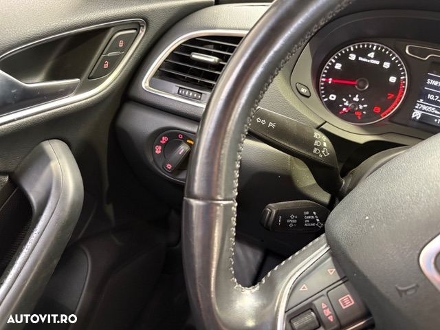 Audi Q3 1.4 TFSI Stronic Design - 32