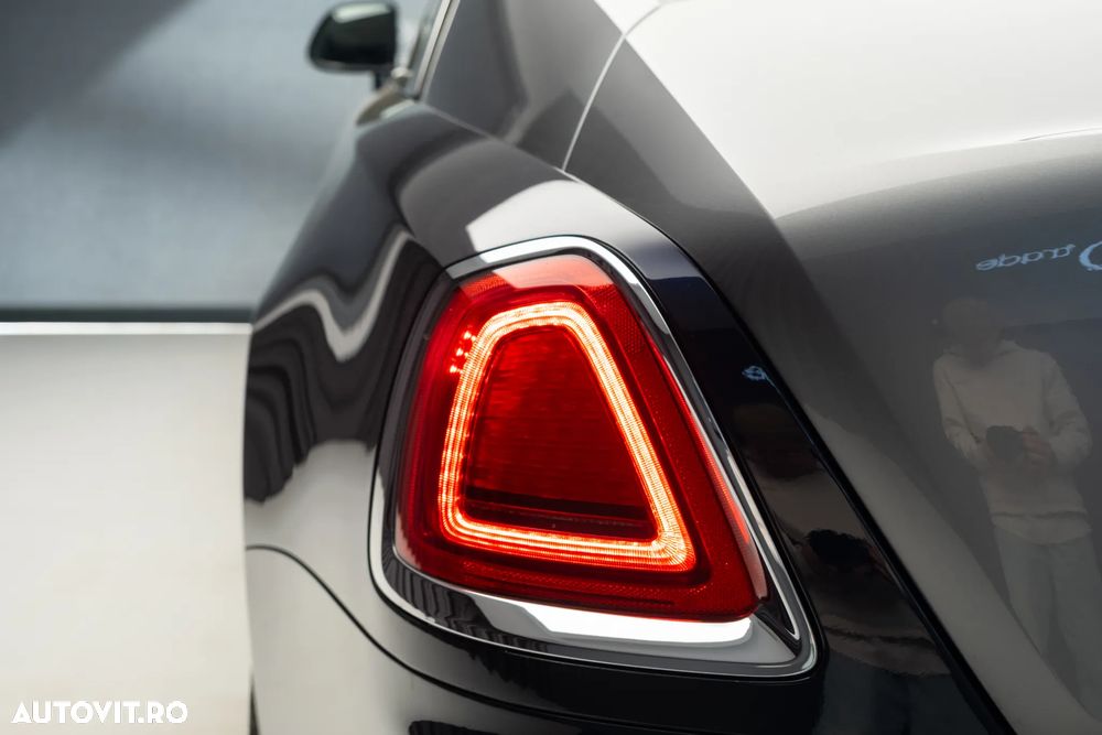 Rolls-Royce Wraith - 8