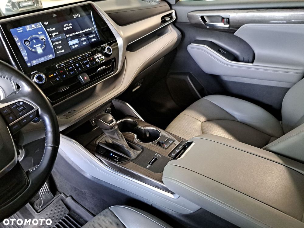 Toyota Highlander - 32