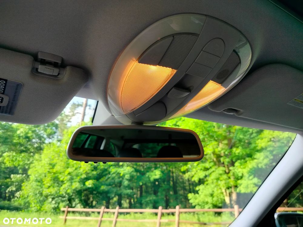 Mercedes-Benz Klasa E 280 4-Matic T Elegance - 34