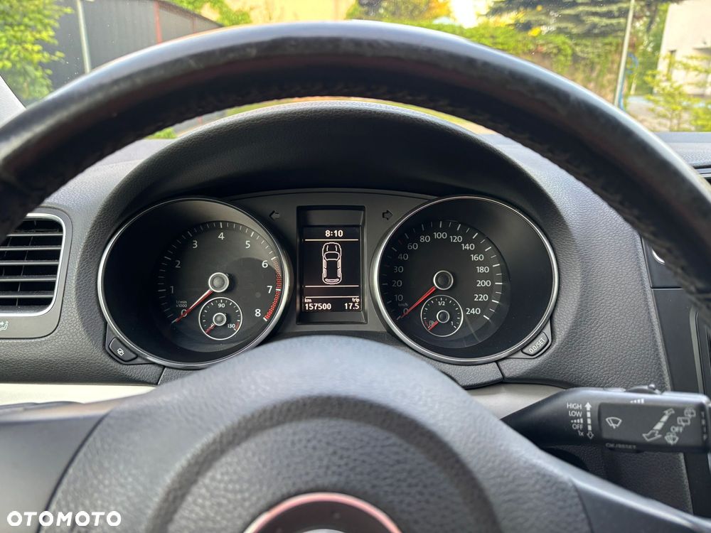 Volkswagen Golf - 10