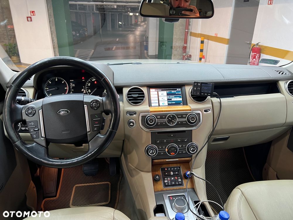 Land Rover Discovery IV 3.0SD V6 HSE - 5