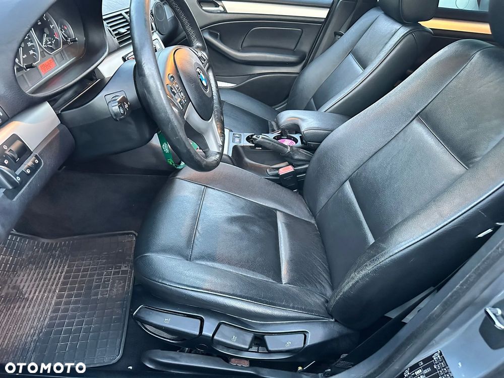 BMW Seria 3 - 32