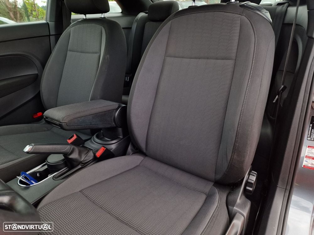 VW New Beetle 1.2 TSI Design - 9