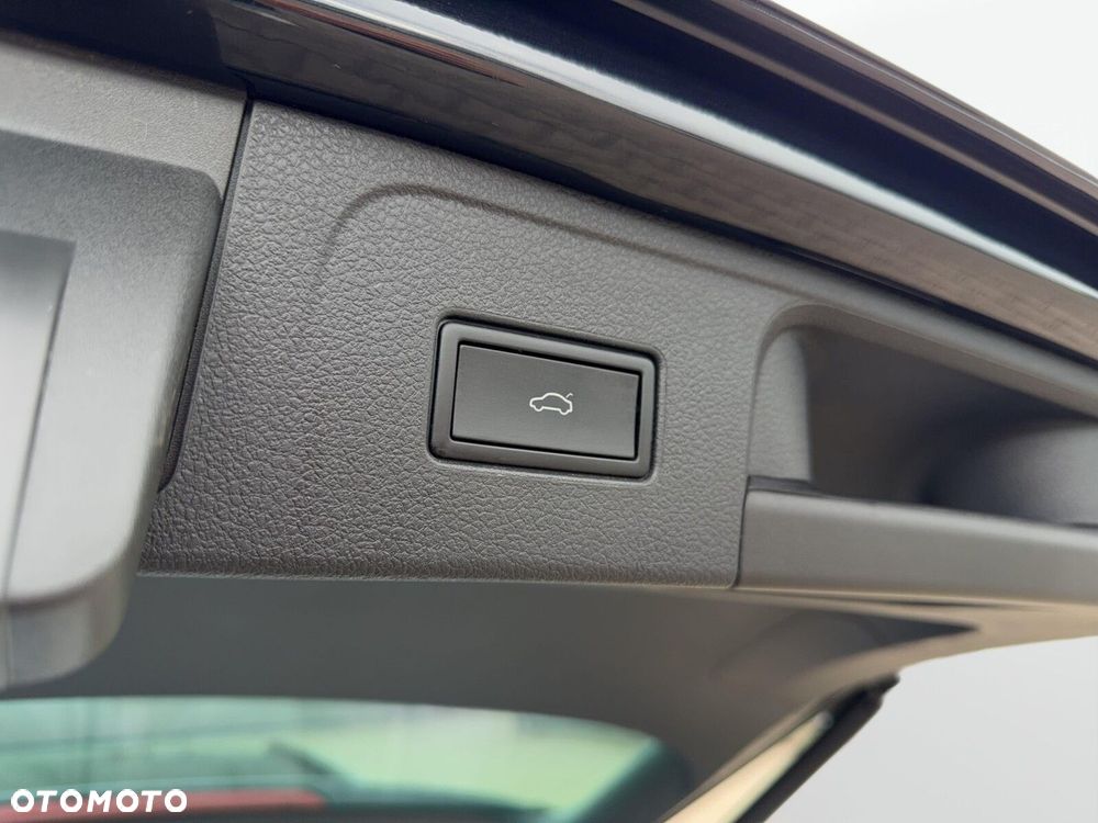 Volkswagen Passat Variant 2.0 TDI Business DSG - 15