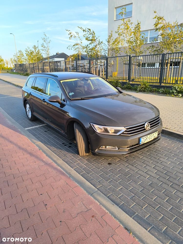 Volkswagen Passat 2.0 TDI (BlueMotion Technology) Comfortline - 3