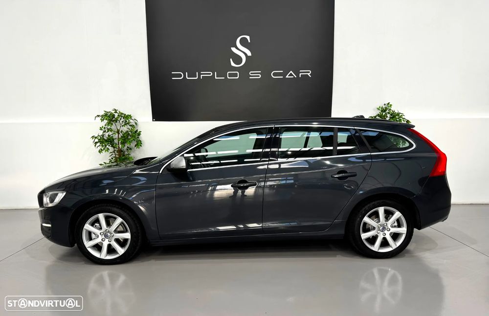 Volvo V60 2.0 D3 Momentum - 2
