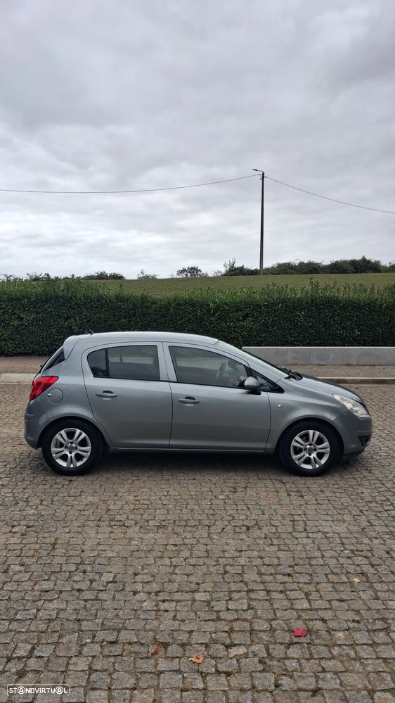 Opel Corsa 1.2 Enjoy - 11