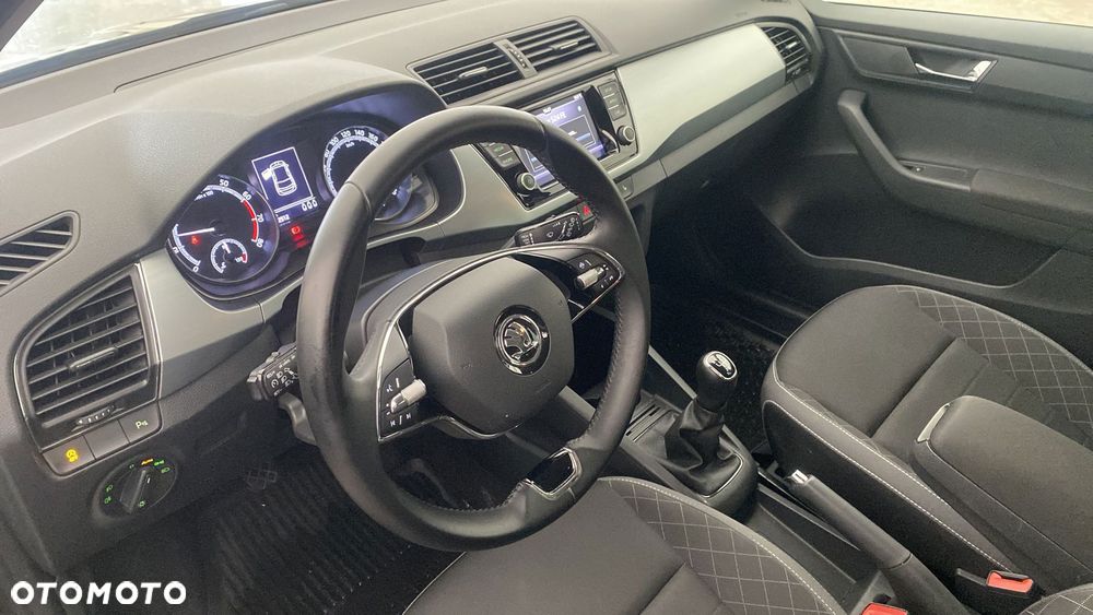 Skoda Fabia 1.0 TSI Ambition - 10