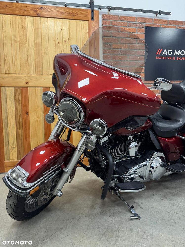 Harley-Davidson FLHTCU Ultra - 14