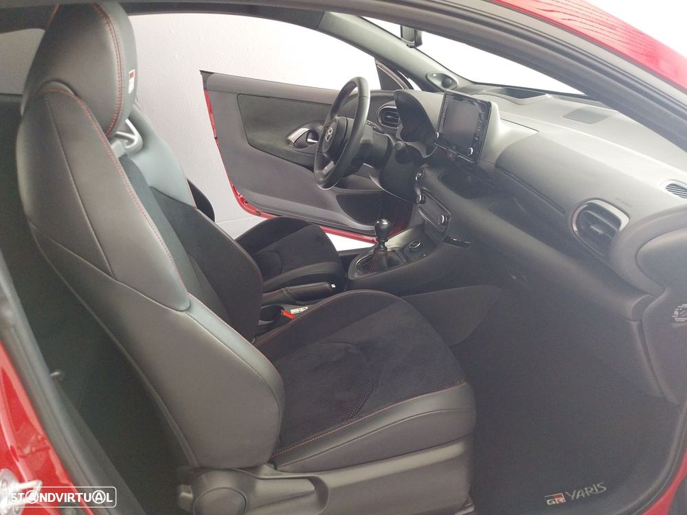 Toyota GR Yaris 1.6 T Extreme Premium - 7