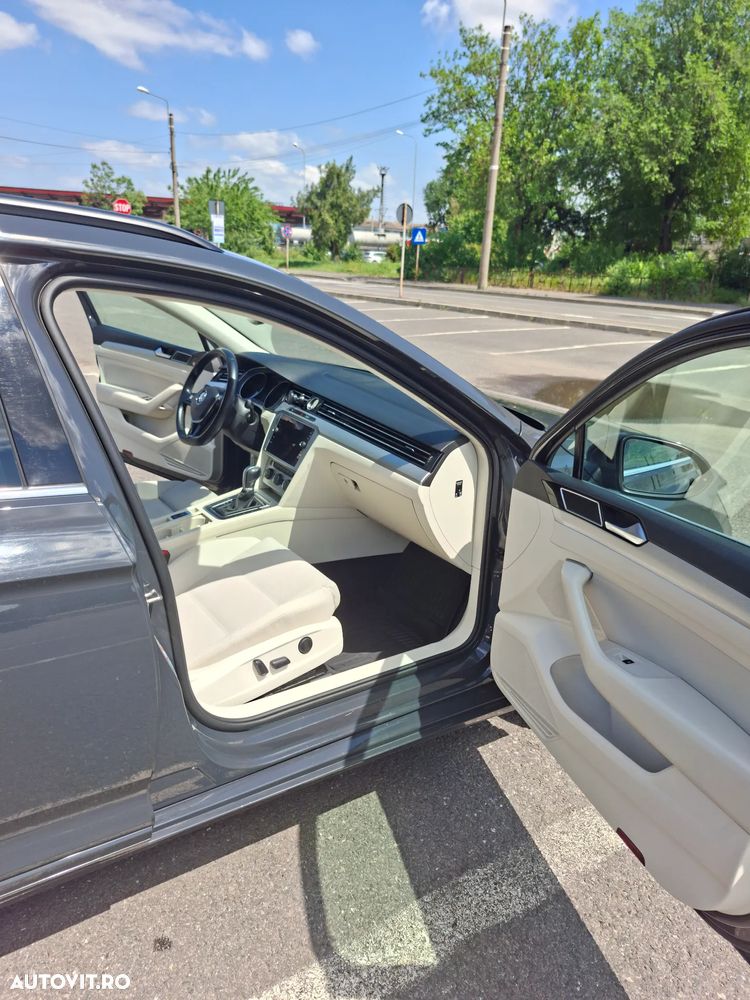 Volkswagen Passat 2.0 TDI SCR DSG Comfortline - 8