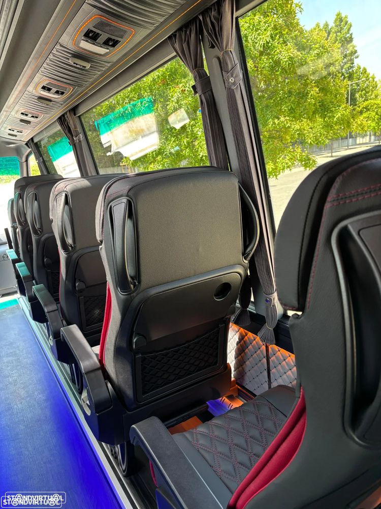 Mercedes Benz Traveller - 8