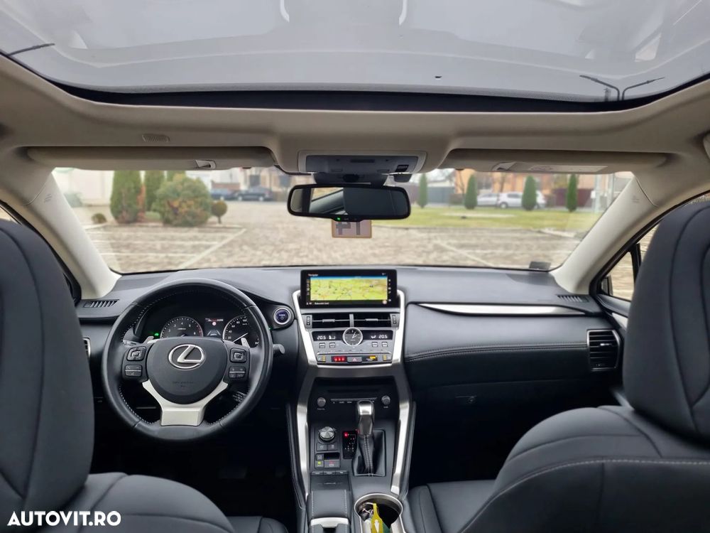 Lexus Seria NX 300h AWD Luxury - 14