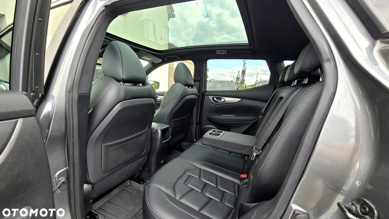 Nissan Qashqai 1.2 DIG-T TEKNA+ - 28