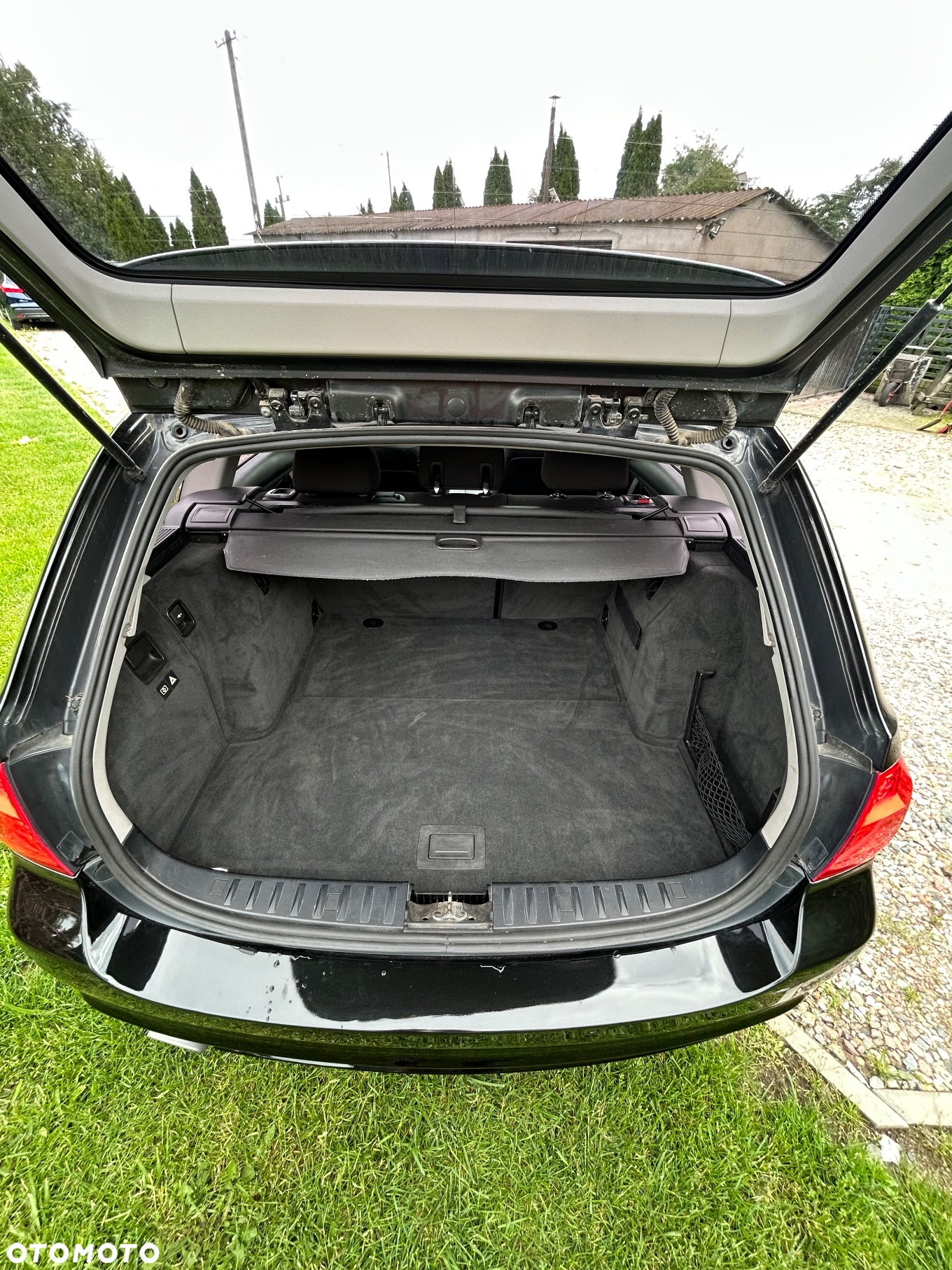 BMW Seria 3 320d DPF Touring - 11