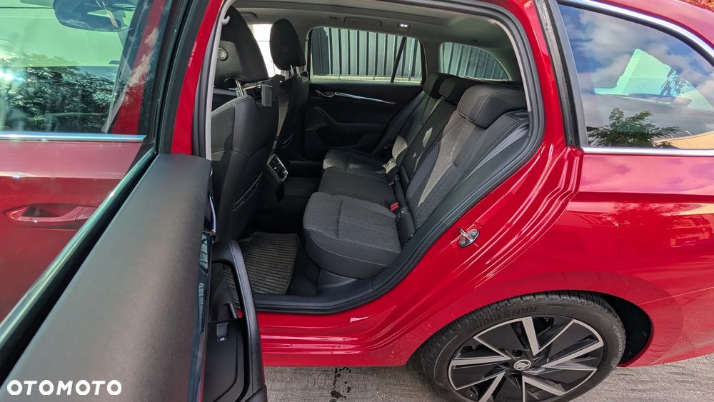 Skoda Octavia 2.0 TDI Style DSG - 11
