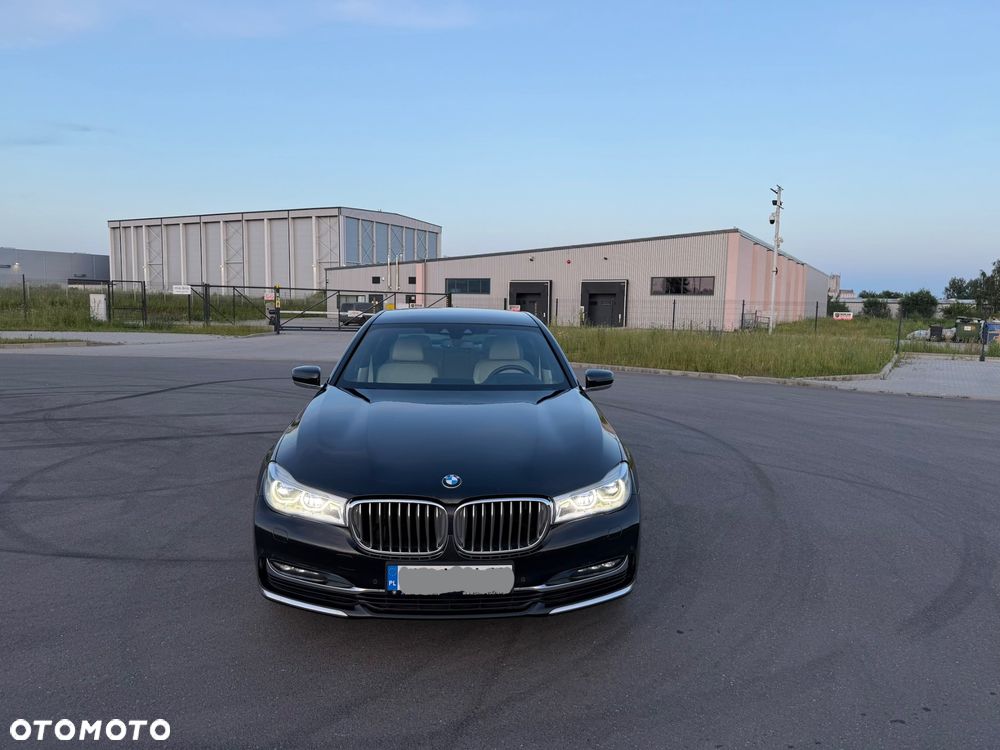 BMW Seria 7 740d xDrive - 2