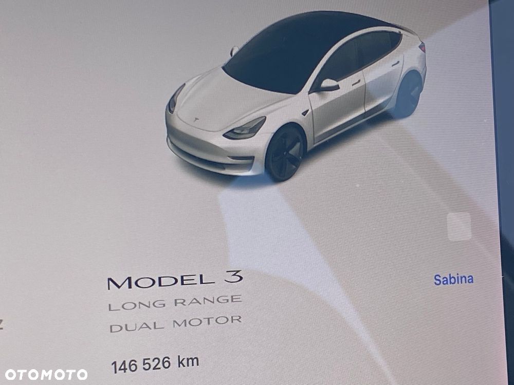 Tesla Model 3 - 16