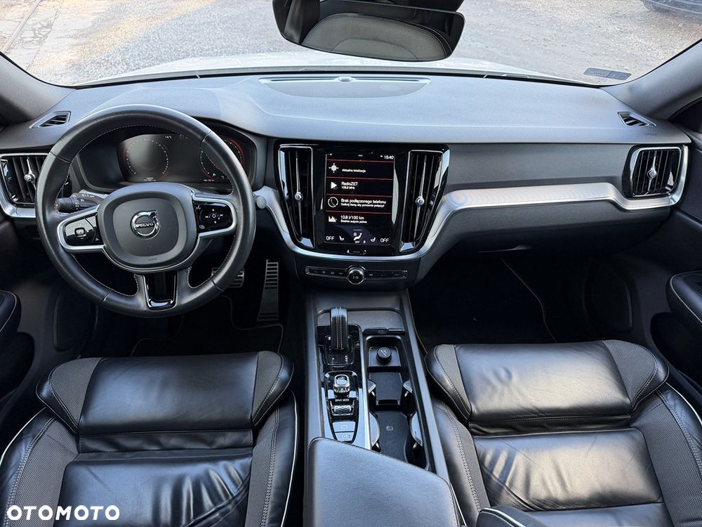 Volvo S60 B4 B R-Design - 19