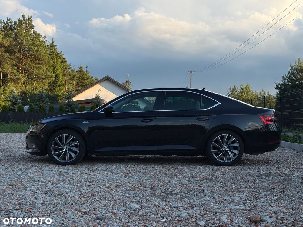 Skoda Superb 2.0 TDI 4x4 L&K DSG - 11