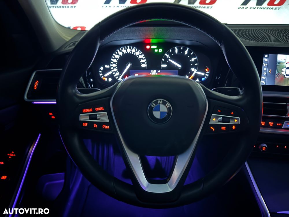 BMW Seria 3 320d xDrive Aut. Luxury Line - 30