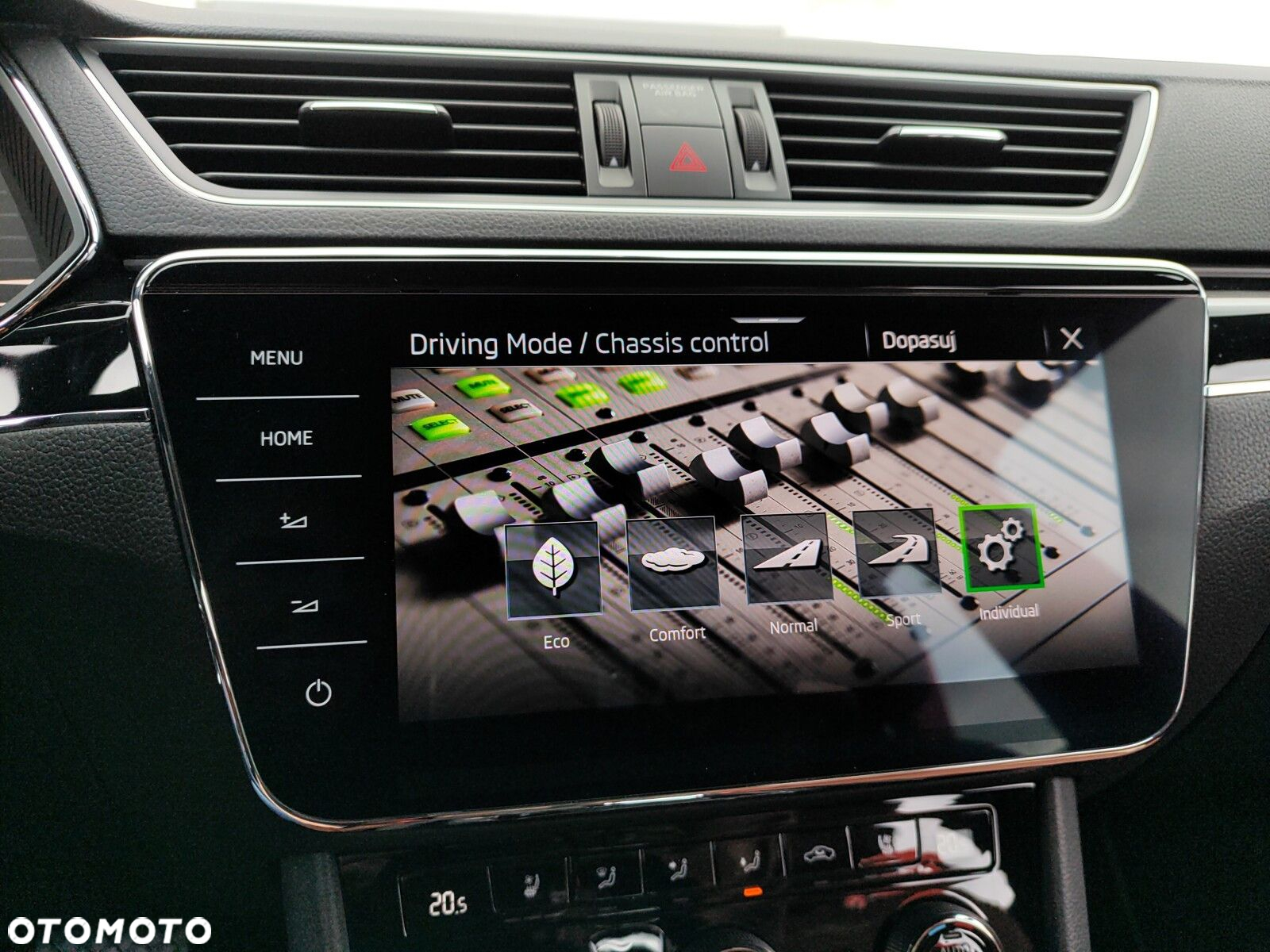 Skoda Superb 2.0 TDI SCR L&K DSG - 35