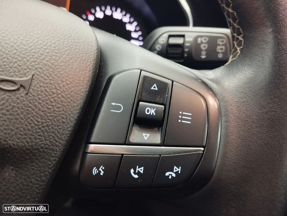Ford Focus SW 1.0 EcoBoost Vignale - 25