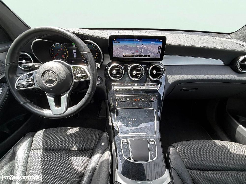 Mercedes-Benz GLC 300 e 4Matic - 11