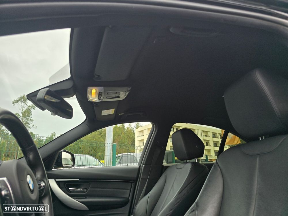 BMW 330 e iPerformance Pack M Shadow - 44