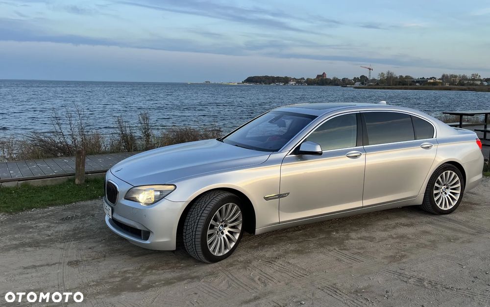 BMW Seria 7 760Li - 1