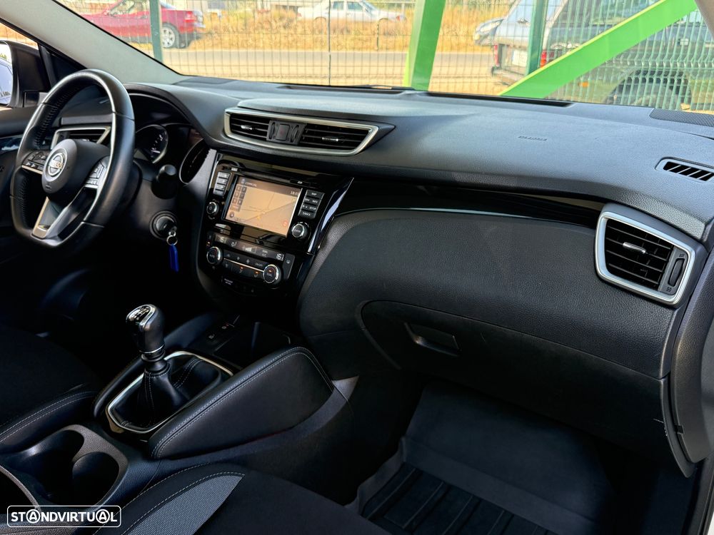 Nissan Qashqai 1.5 dCi N-Connecta Business - 25
