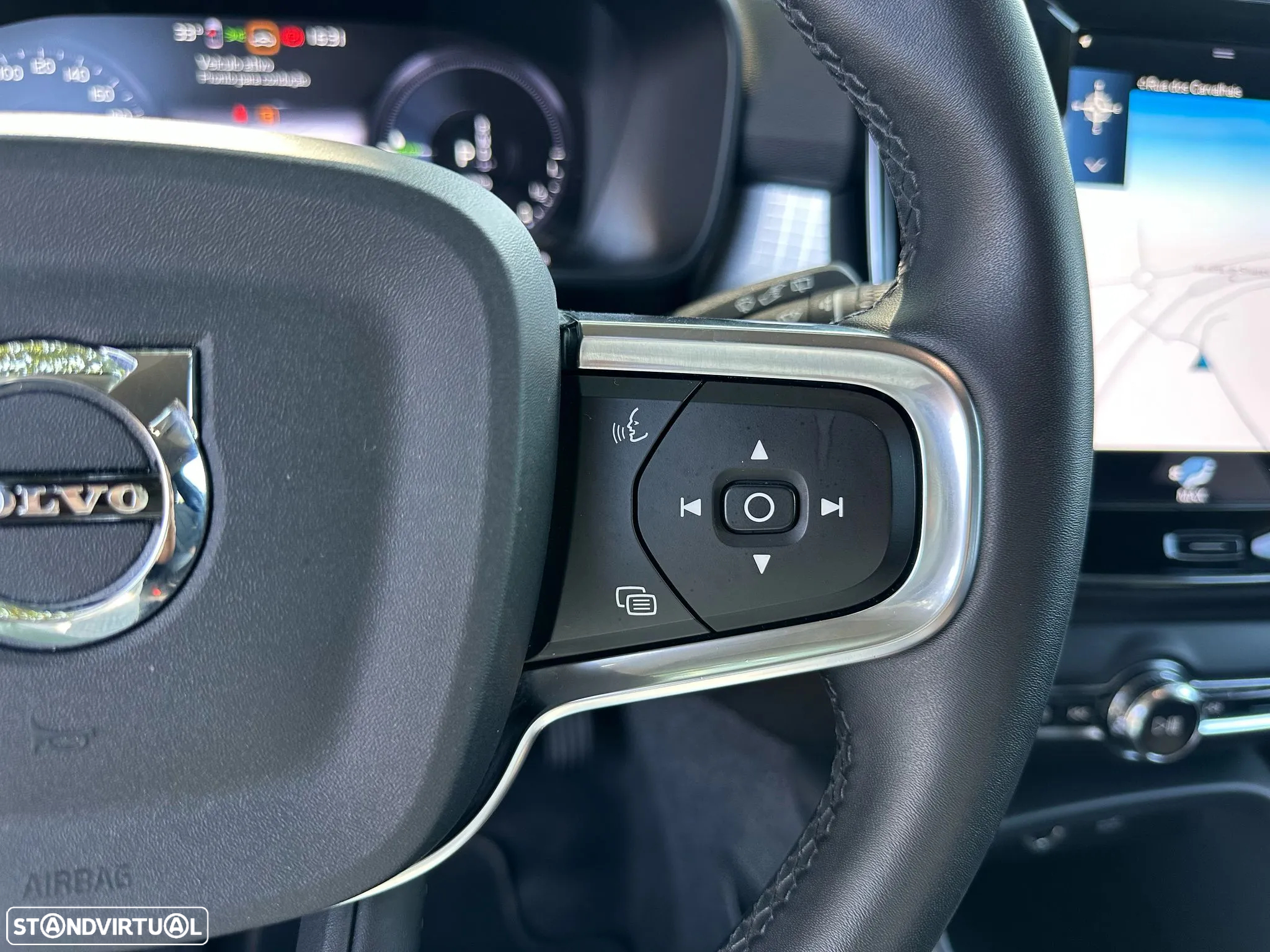 Volvo XC 40 1.5 T4 PHEV Inscription Expression - 25