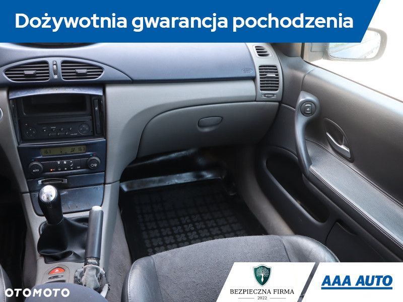 Renault Laguna - 10