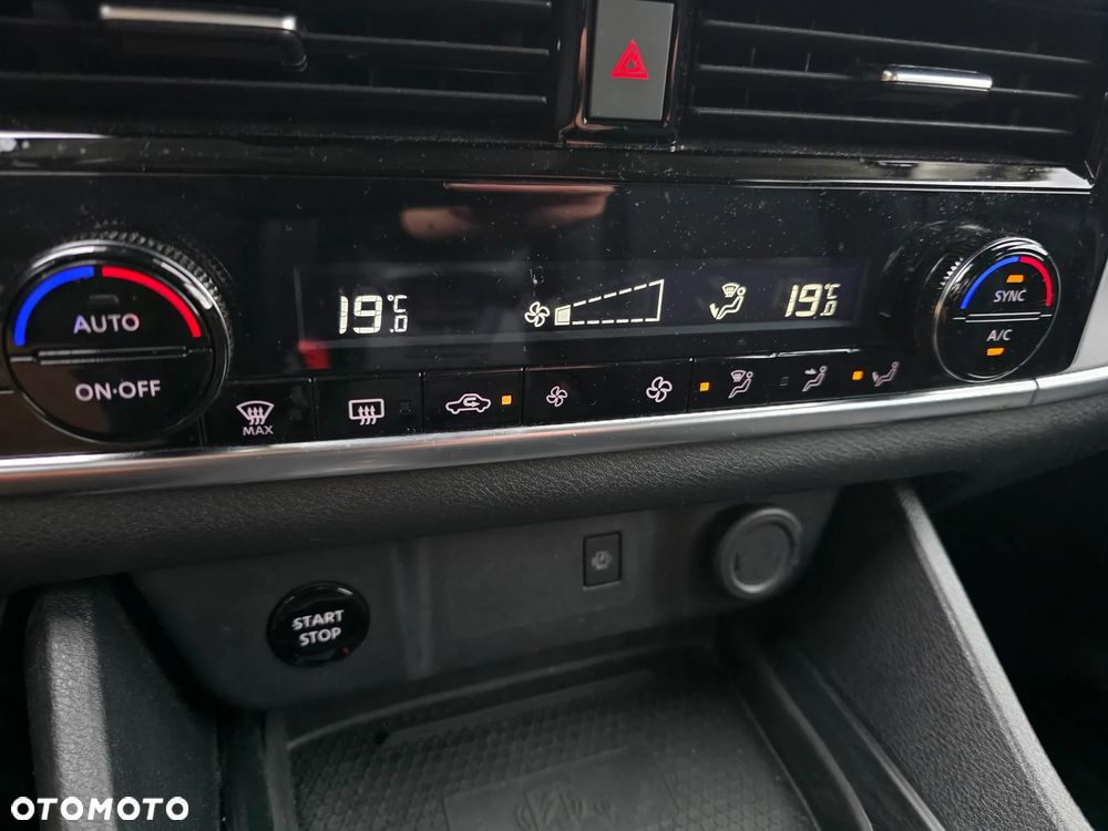 Nissan Qashqai 1.5 e-POWER Black Edition - 16